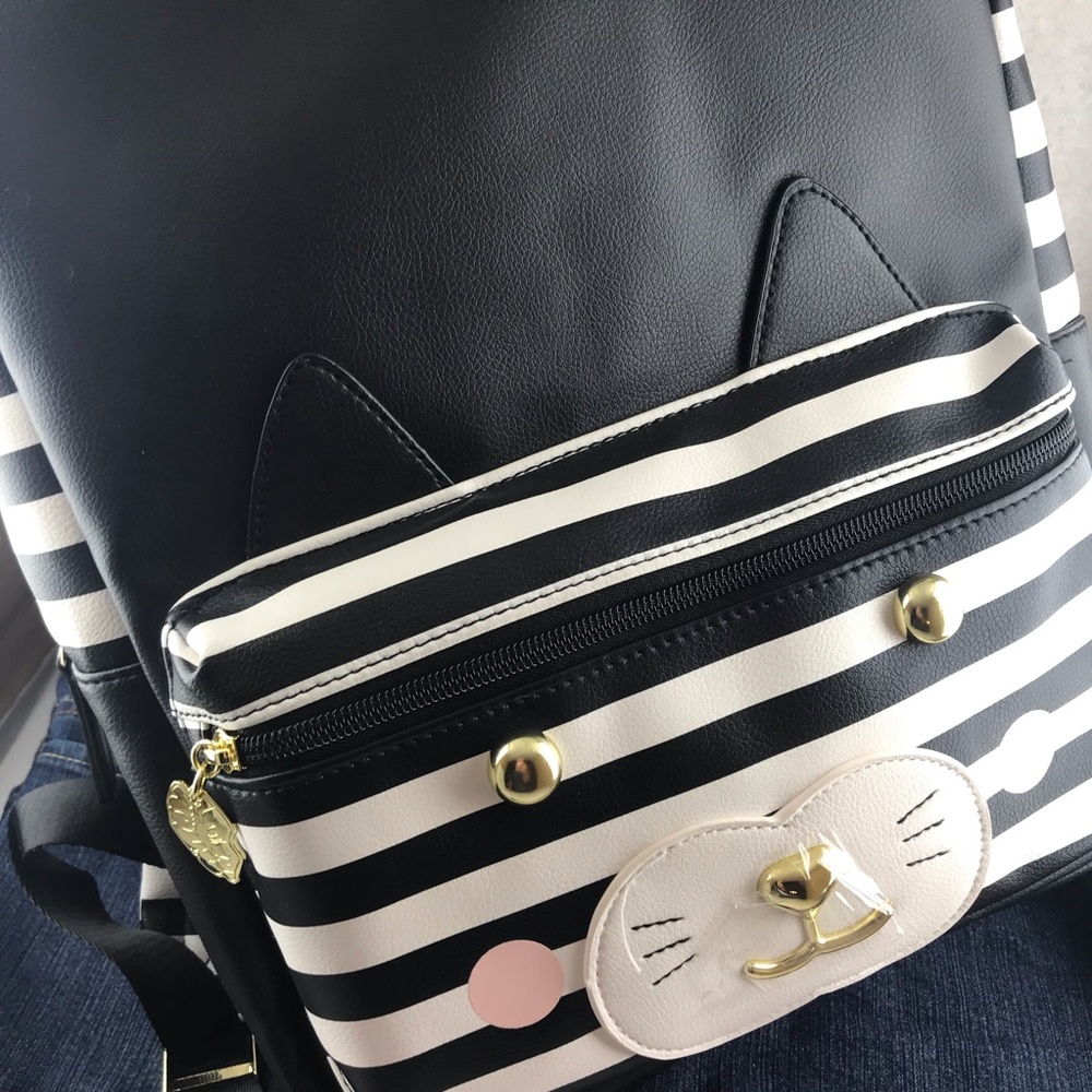 Betsy Johnson Striped LBLEO Black/White Backpack.